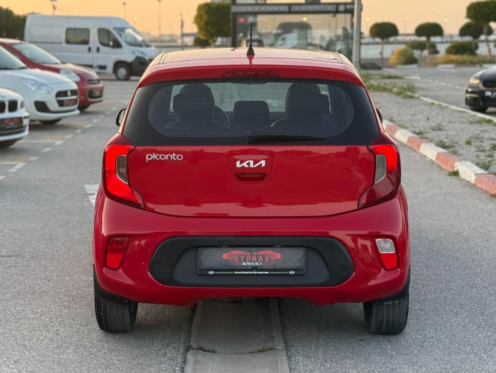 KIA Picanto Populaire à Ben Arous - Photo 9