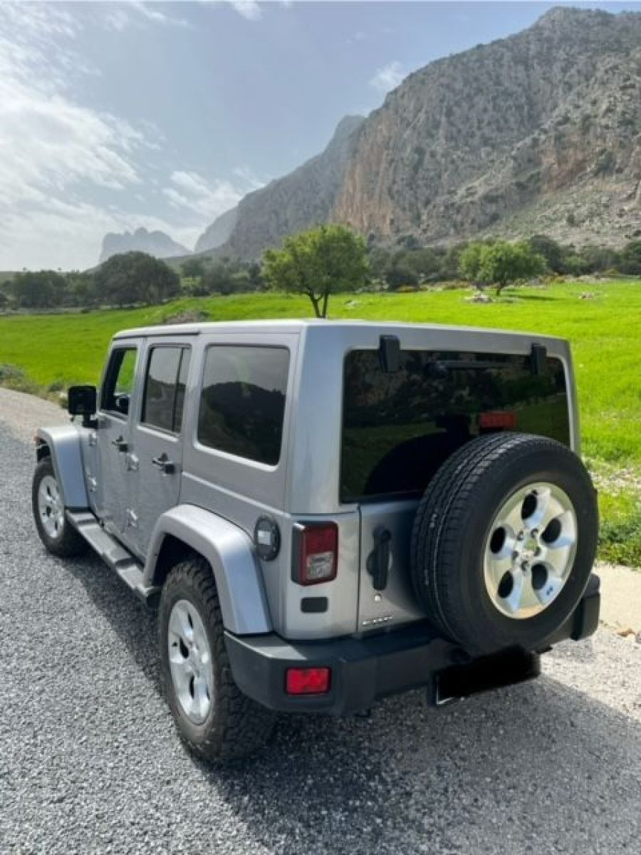 Jeep Wrangler Rubicon à Tunis - Photo 2