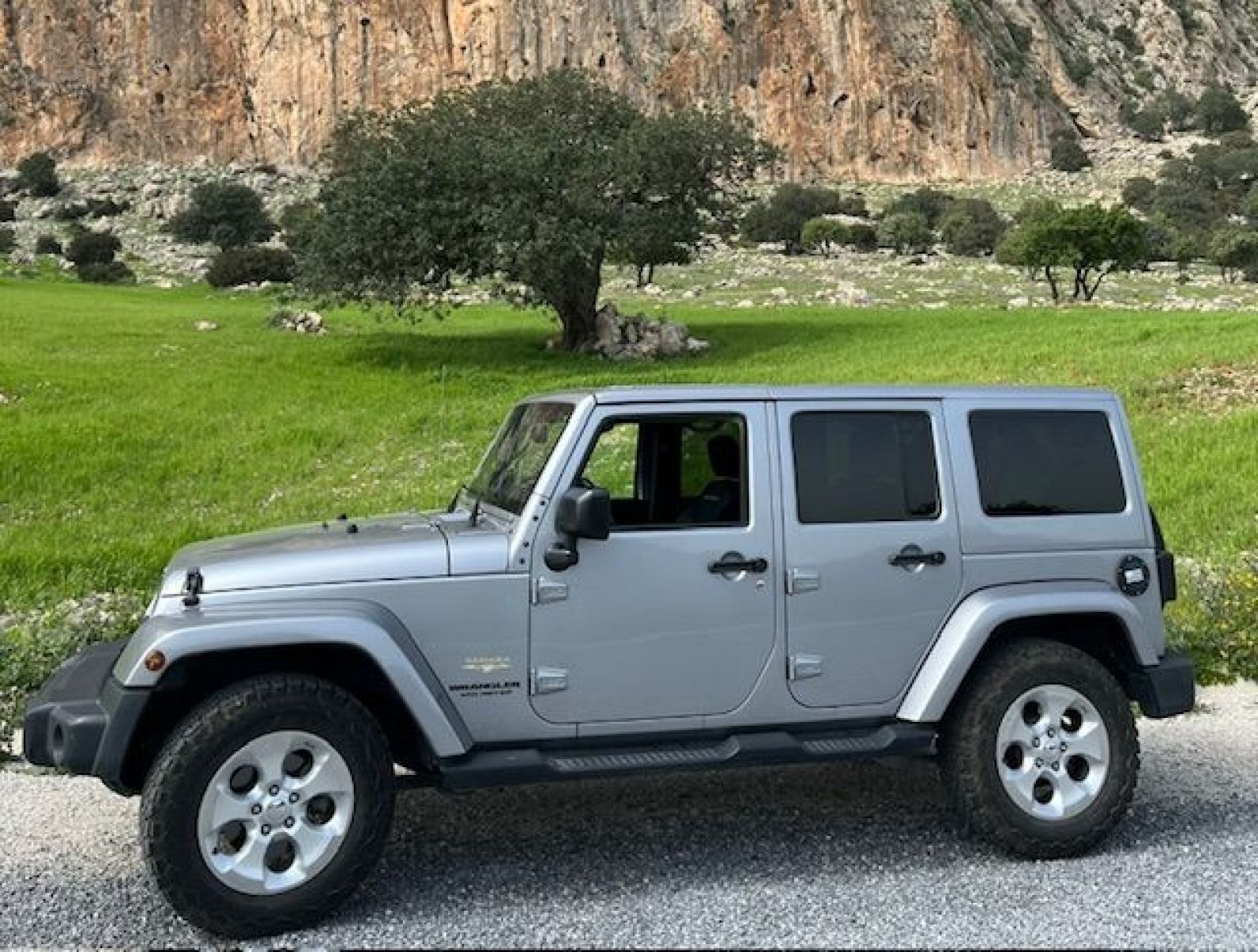 Jeep Wrangler Rubicon à Tunis - Photo 1