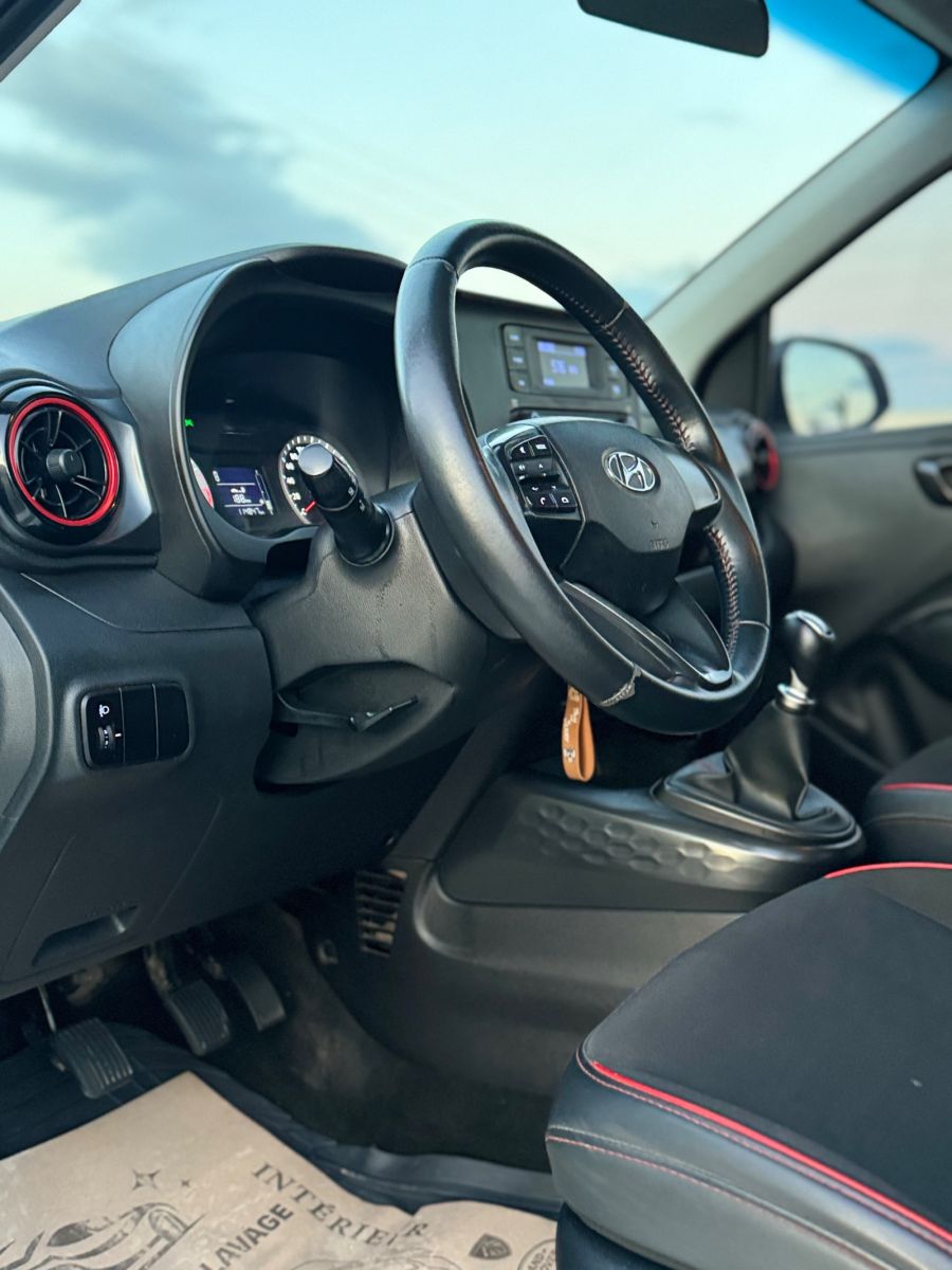 Hyundai Grand i10 à Tunis - Photo 8