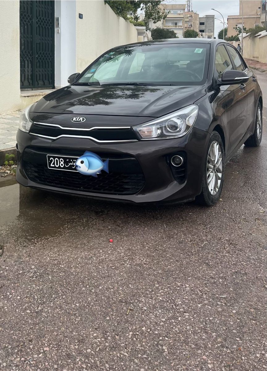 KIA Rio 5p Prestige à Ben Arous - Photo 1