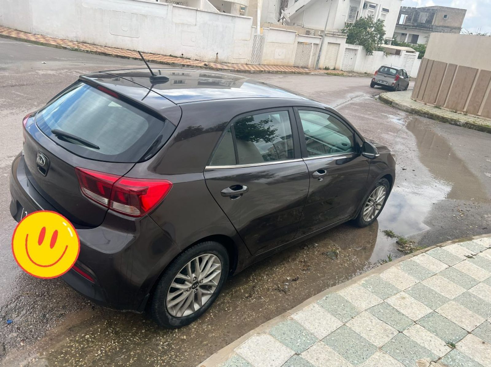 KIA Rio 5p Prestige à Ben Arous - Photo 9