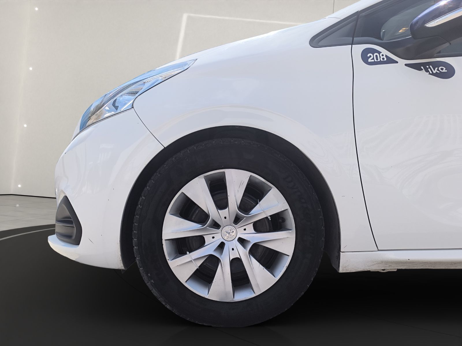 Peugeot 208 Allure à Tunis - Photo 20