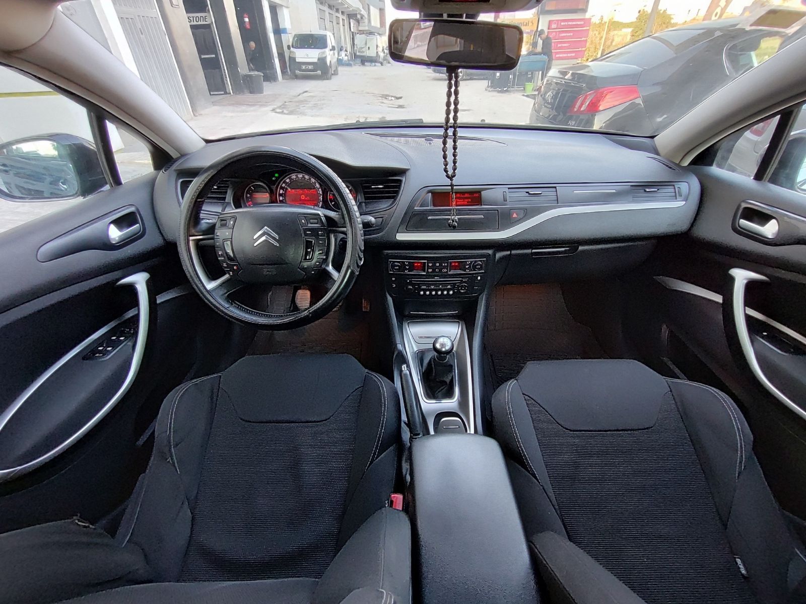 Citroën C5 Metallique à Monastir - Photo 9