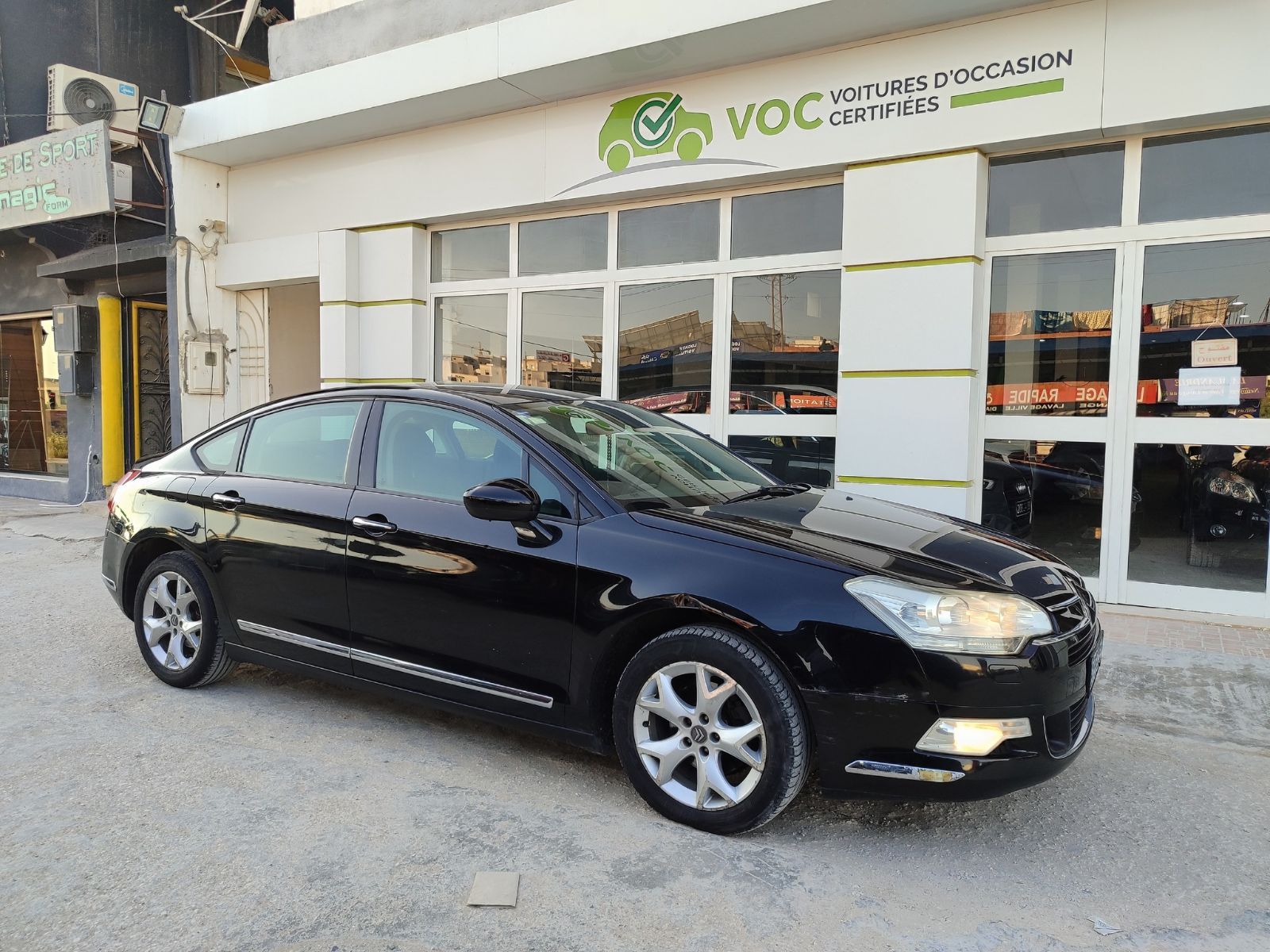 Citroën C5 Metallique à Monastir - Photo 3