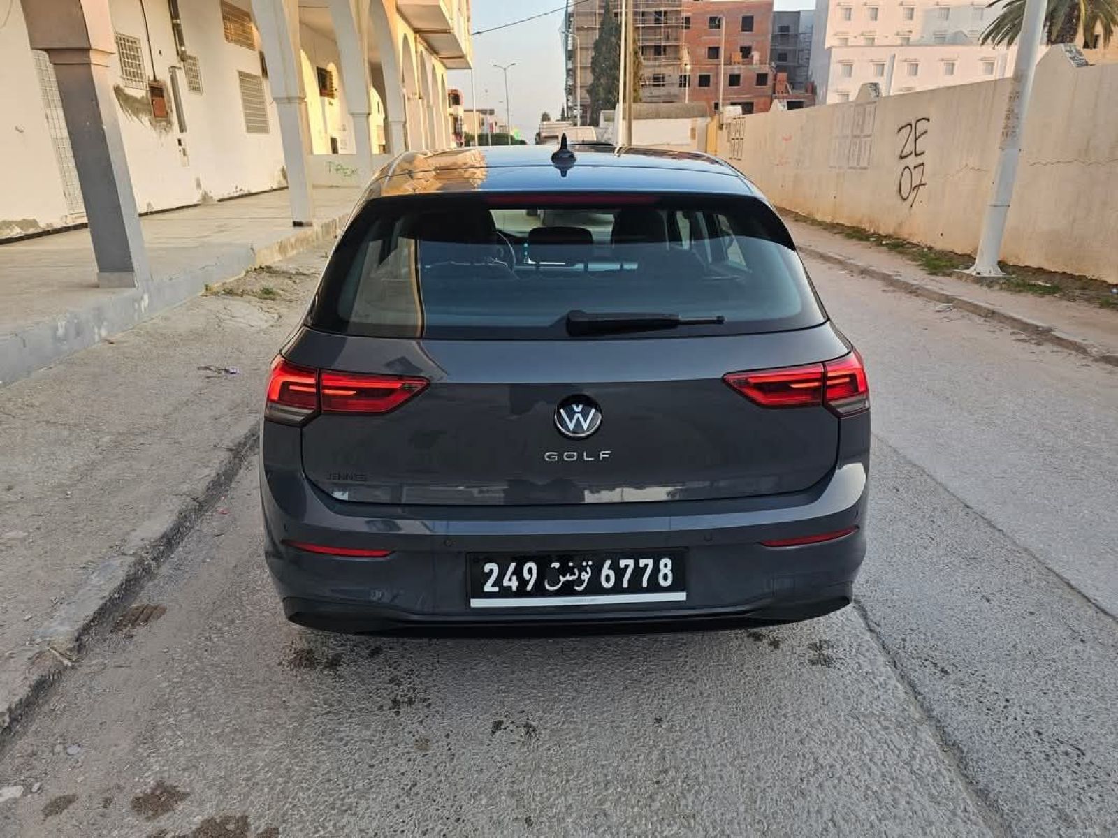 Volkswagen Golf 8 GTE à Tunis - Photo 5