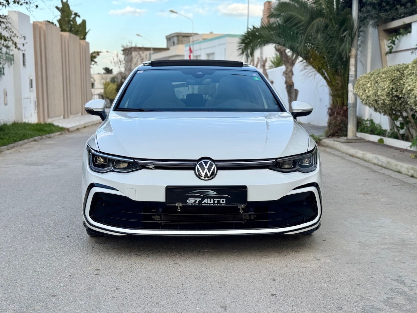 Volkswagen Golf 8 à Ben Arous - Photo 1