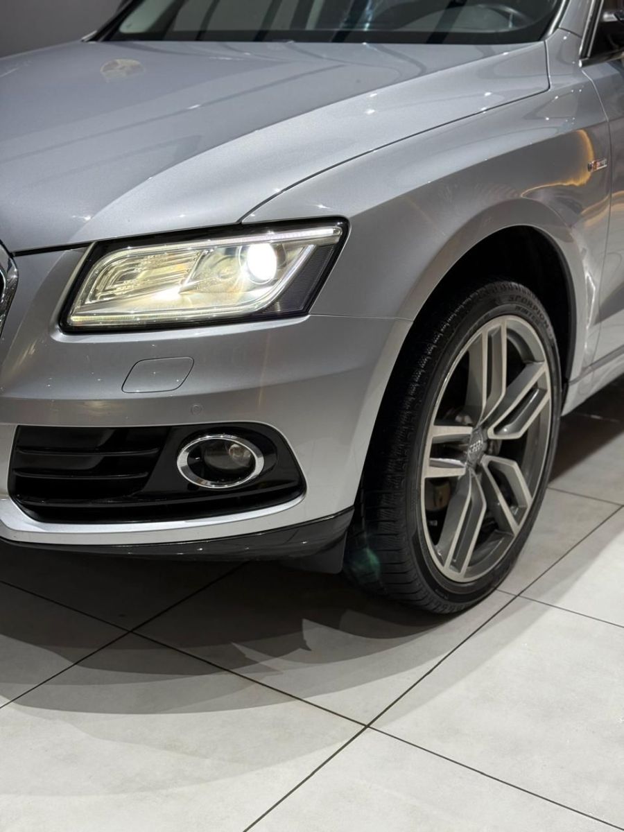 Audi Q5 S-line à Ben Arous - Photo 4