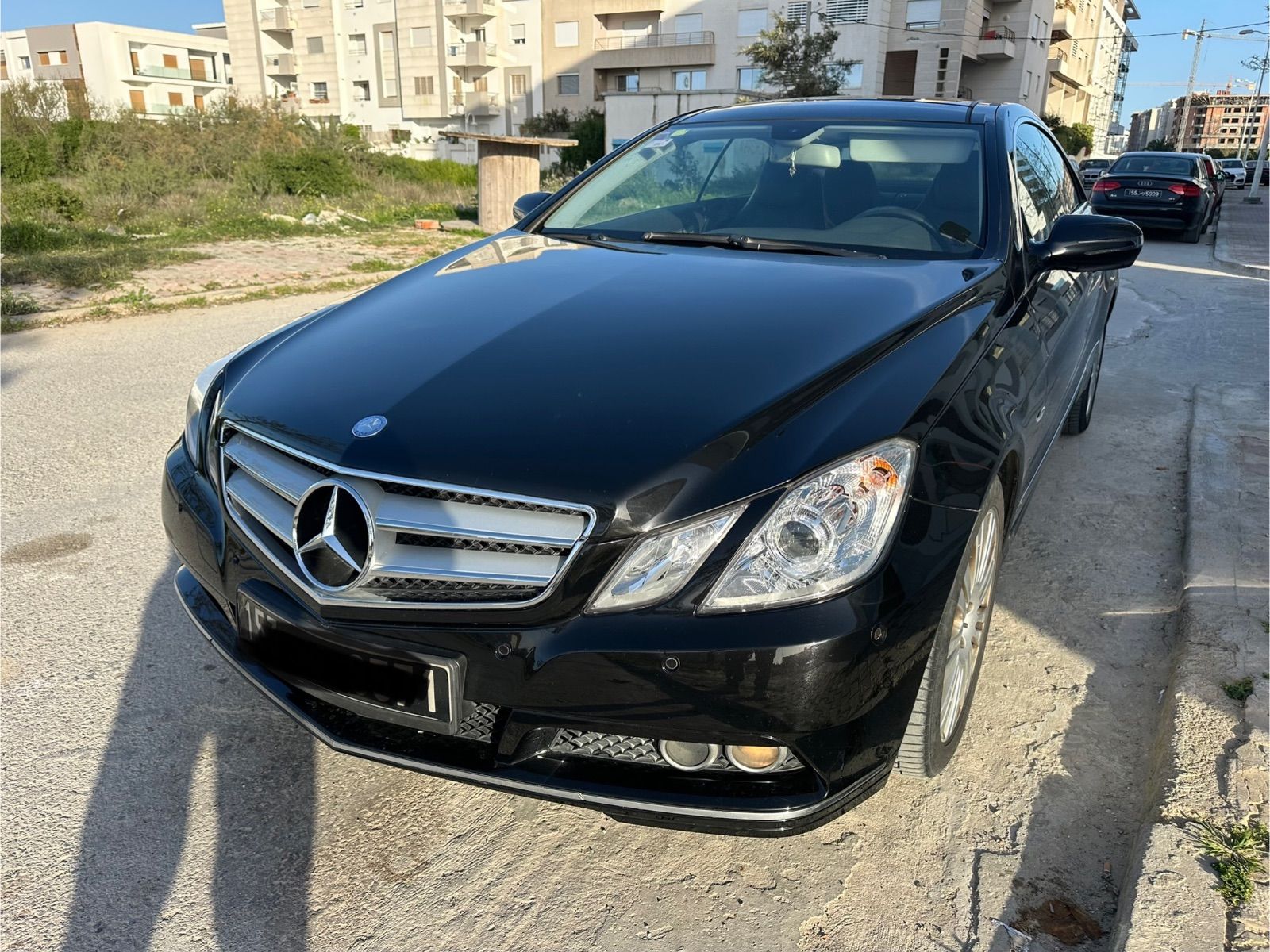 Mercedes-Benz Classe E coupé à Nabeul - Photo 2