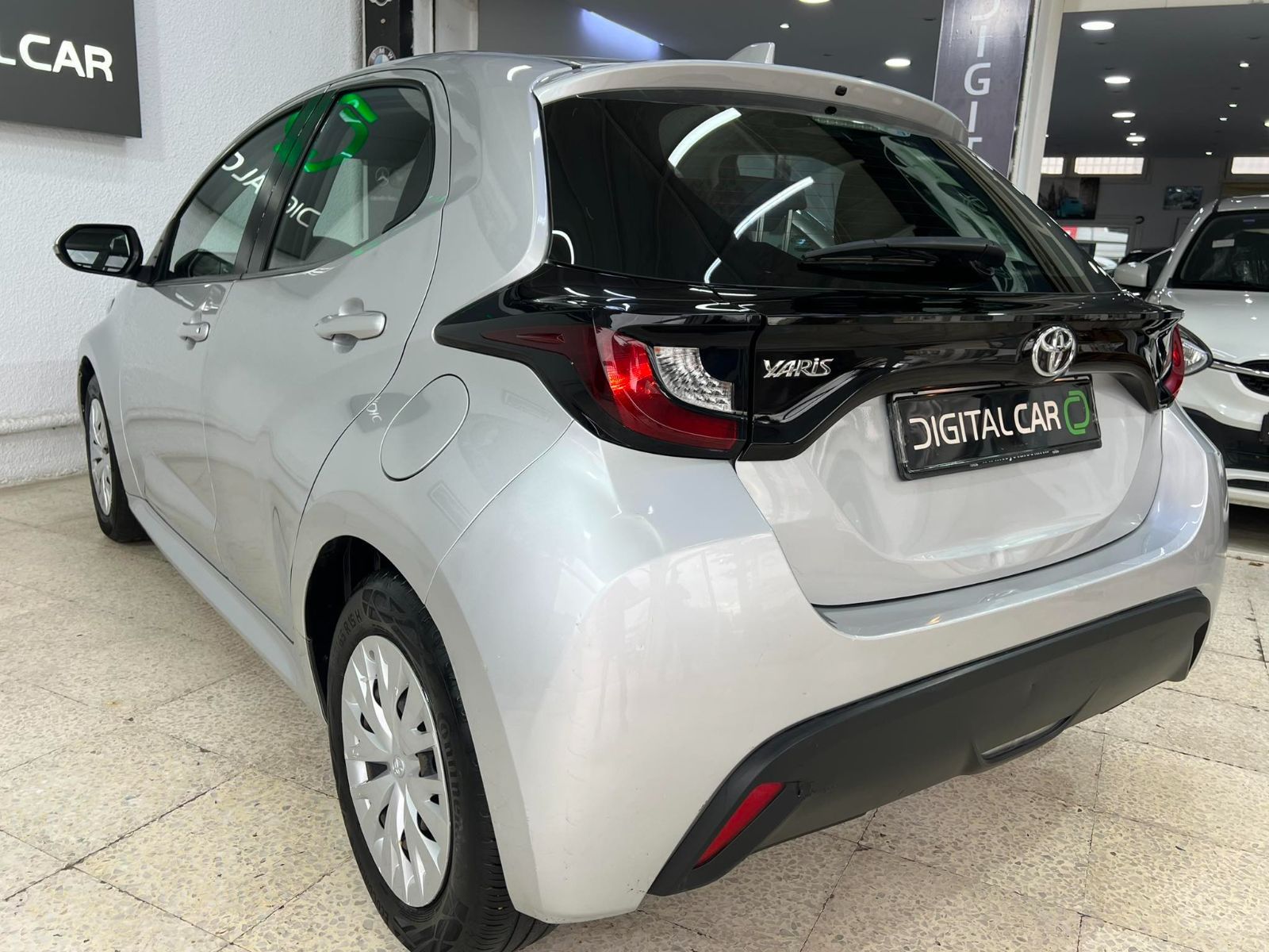 Toyota Yaris à Ben Arous - Photo 17