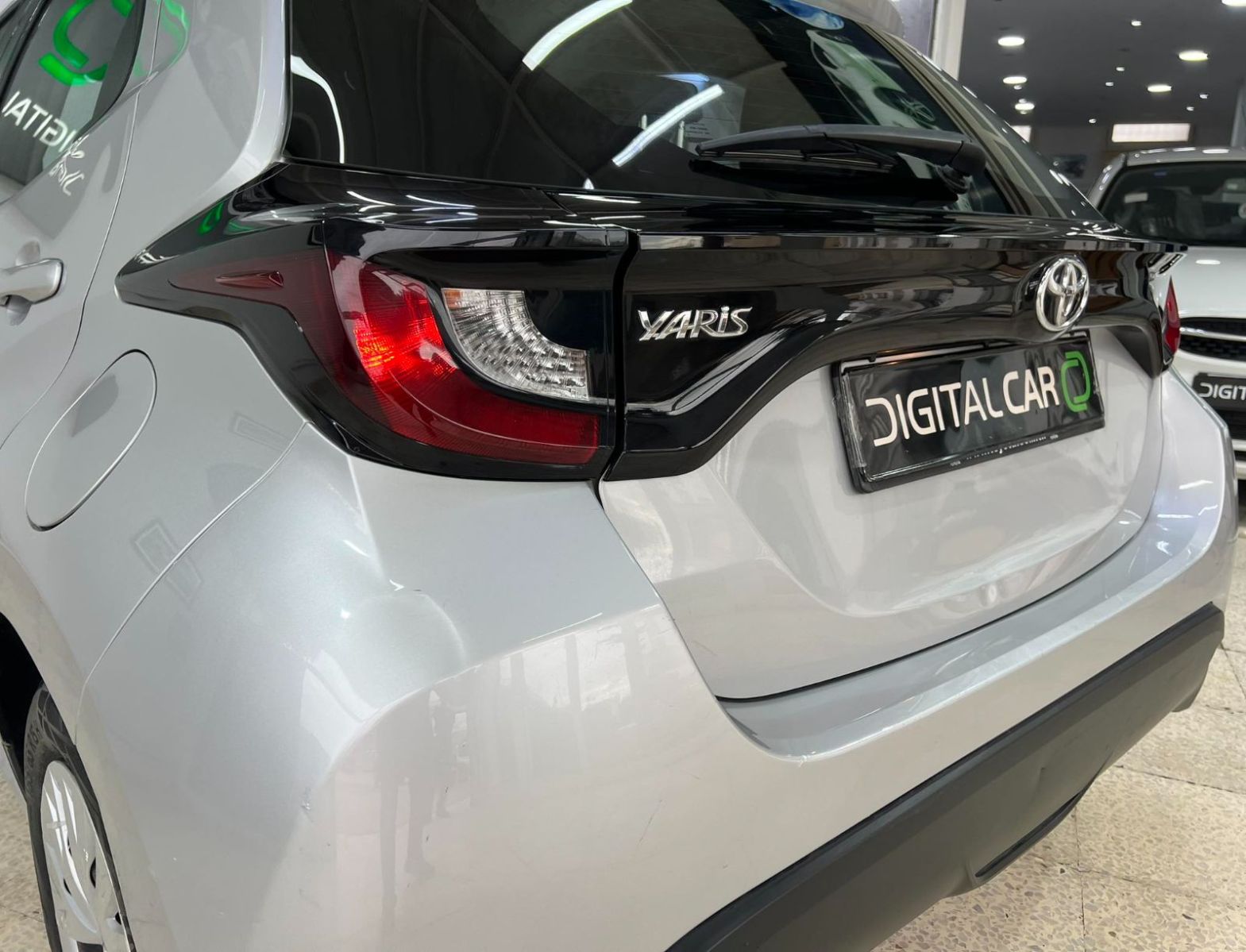 Toyota Yaris à Ben Arous - Photo 12
