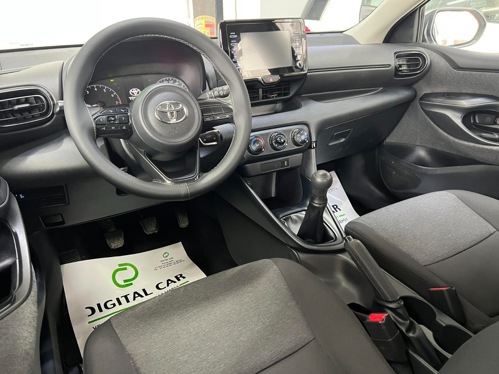 Toyota Yaris à Ben Arous - Photo 23