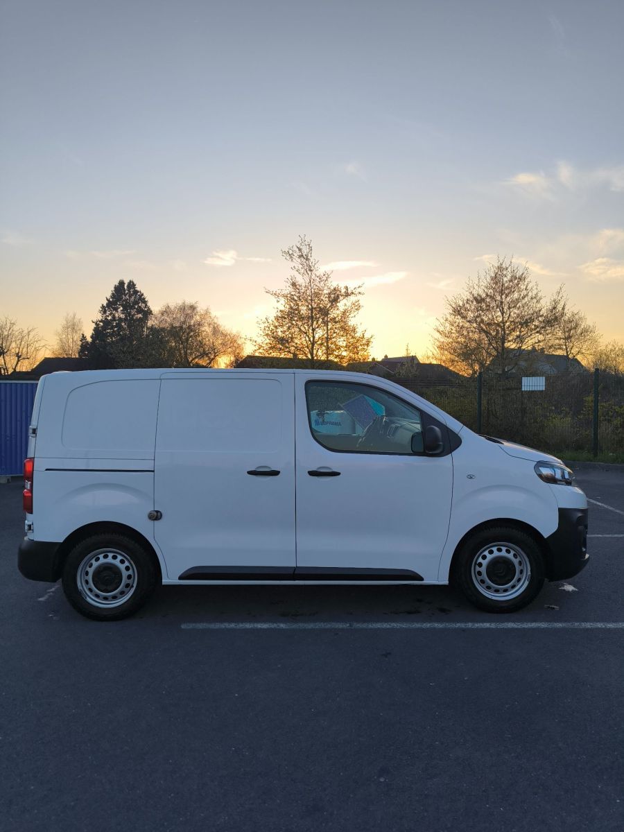 Citroën Jumpy Fourgon à Ben Arous - Photo 15