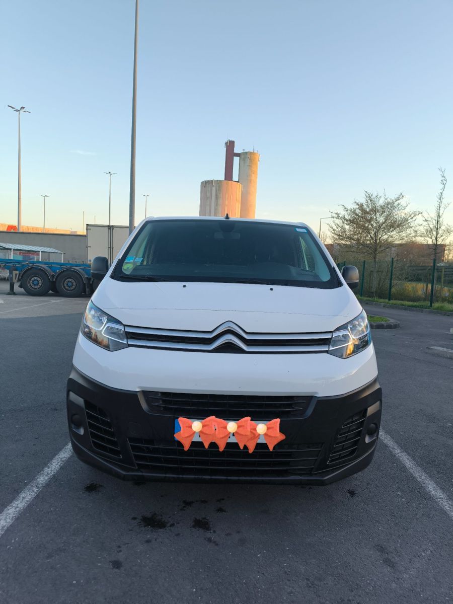 Citroën Jumpy Fourgon à Ben Arous - Photo 1