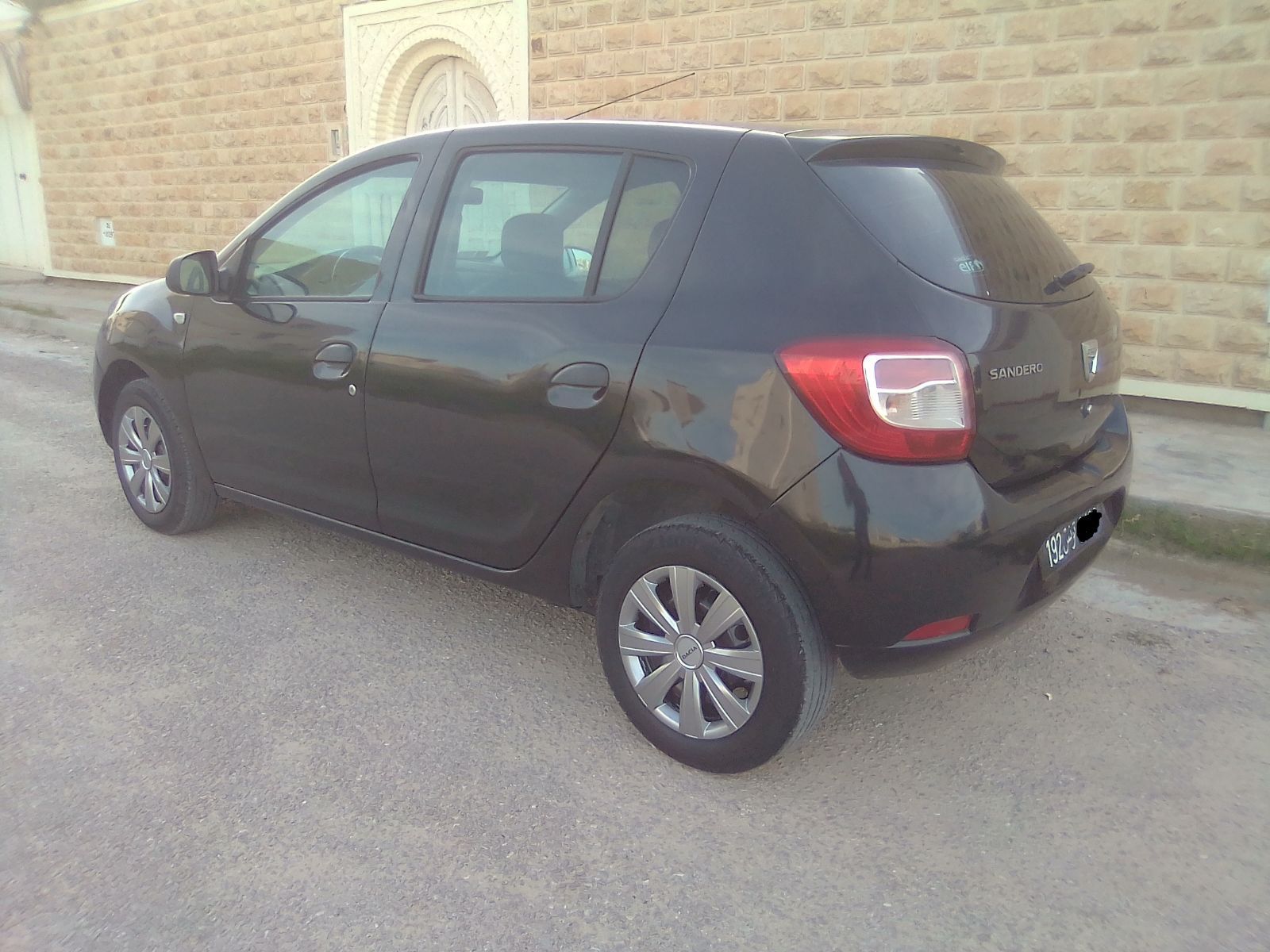 Dacia Sandero à Tunis - Photo 2