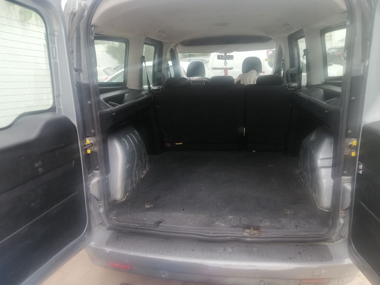 Fiat Doblo à Tunis - Photo 5