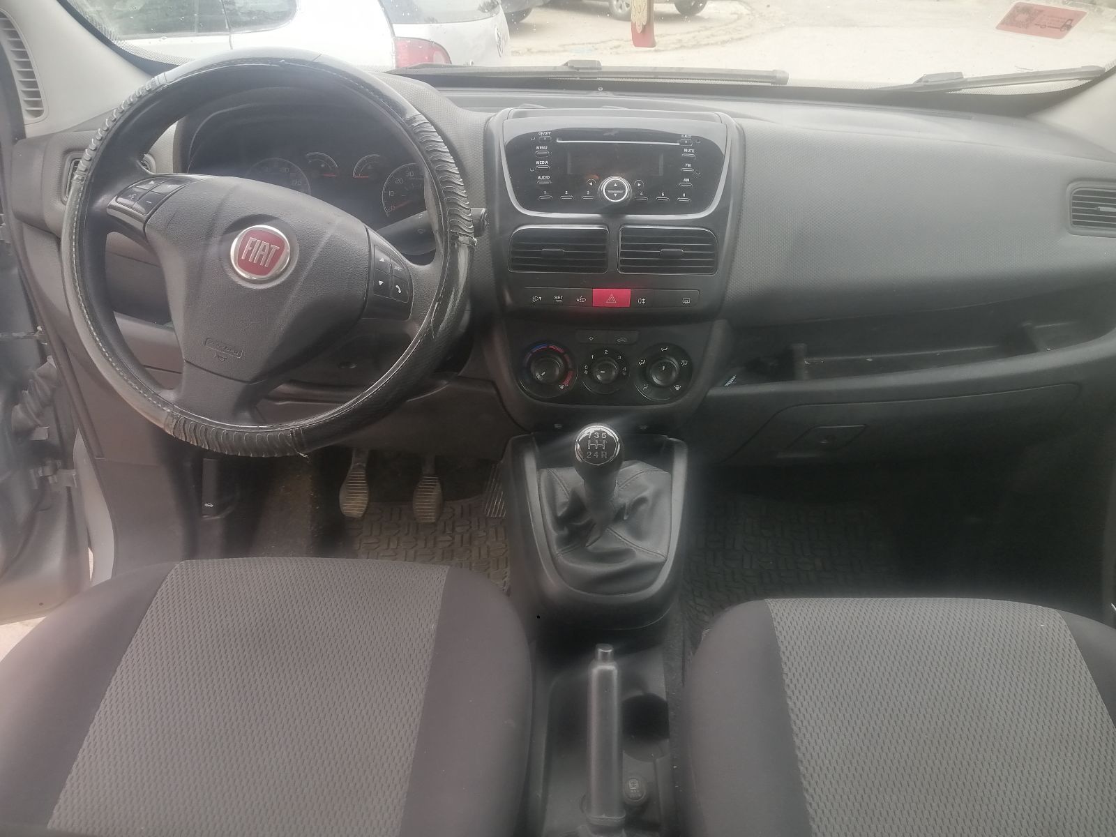 Fiat Doblo à Tunis - Photo 4
