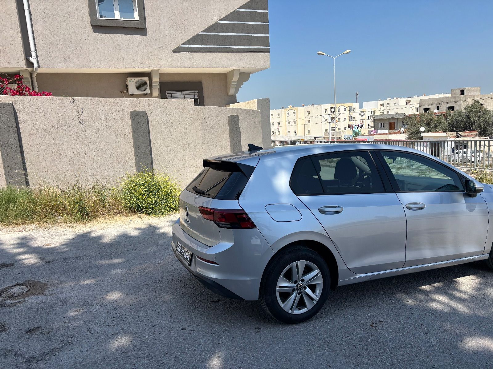 Volkswagen Golf 8 R-Line à Tunis - Photo 3
