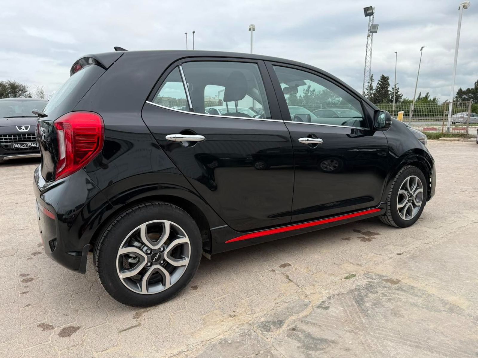KIA Picanto Smart à Ben Arous - Photo 5