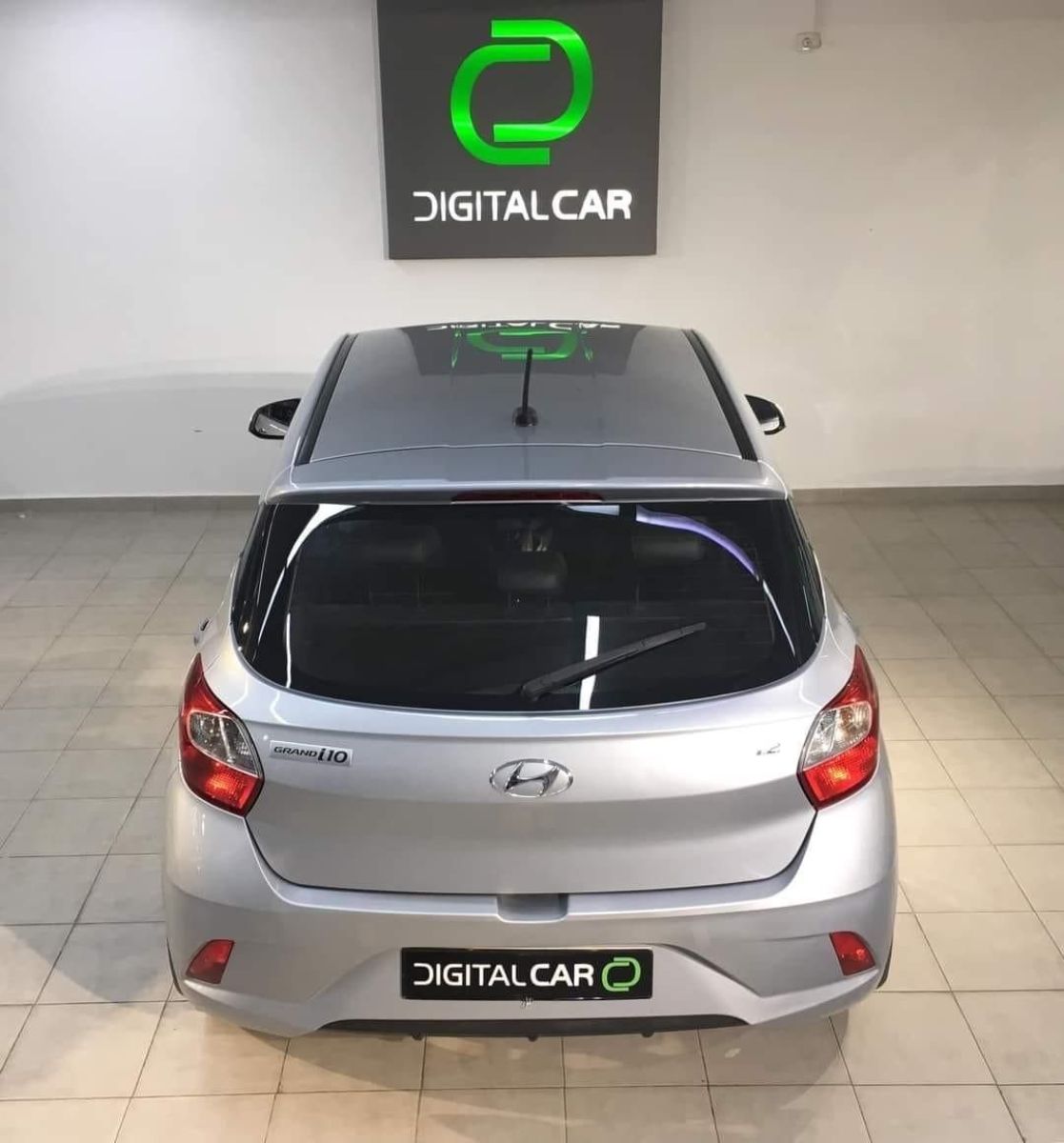 Hyundai Grand i10 à Tunis - Photo 11