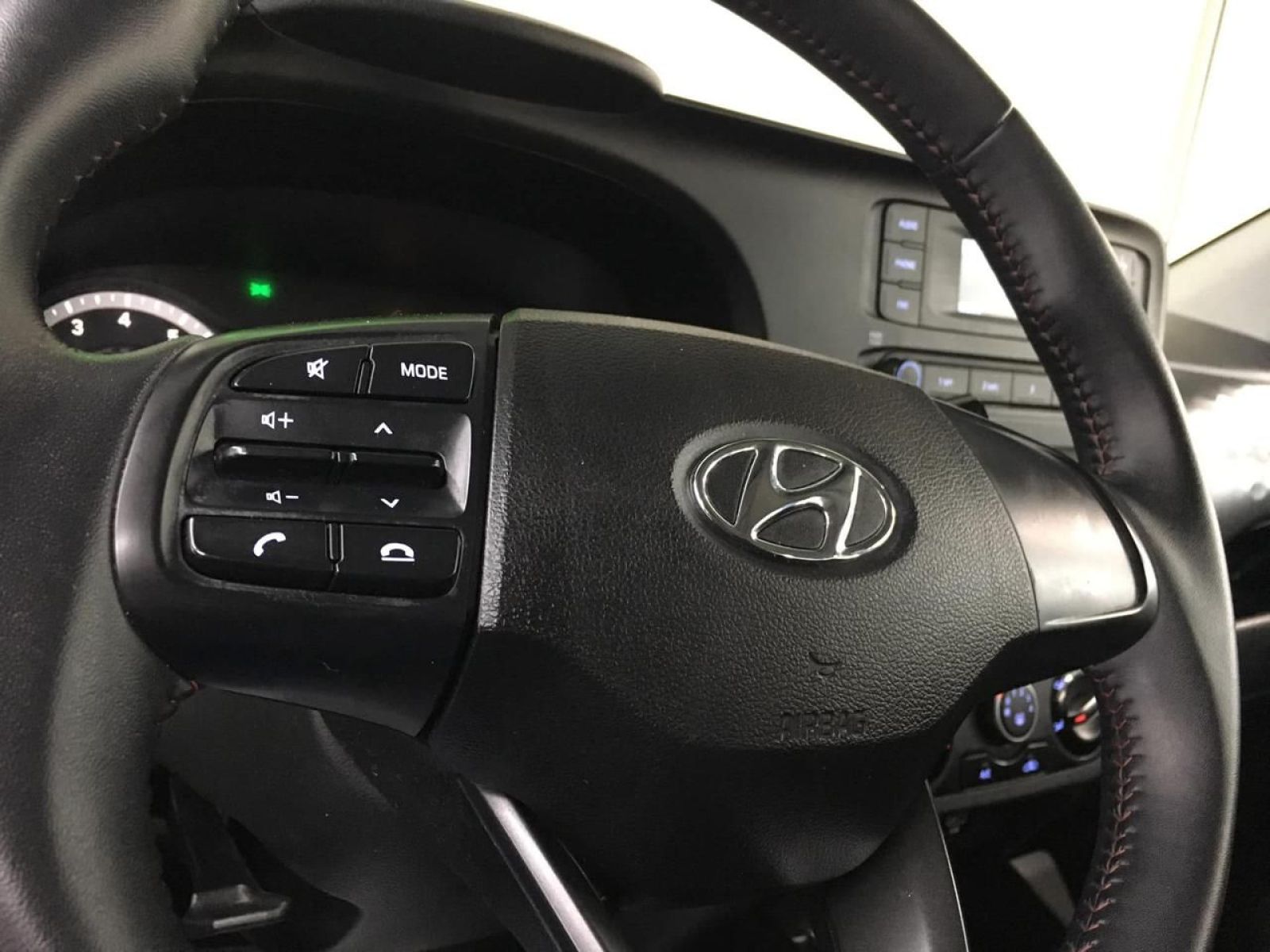 Hyundai Grand i10 à Tunis - Photo 18