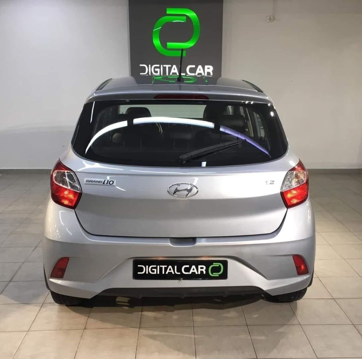 Hyundai Grand i10 à Tunis - Photo 6