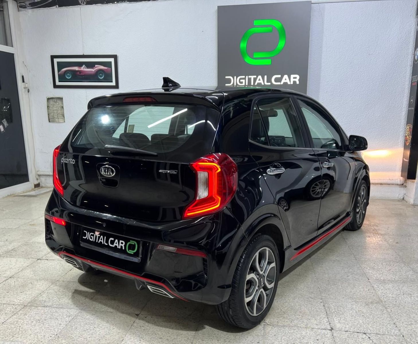 KIA Picanto GT-Line à Tunis - Photo 11