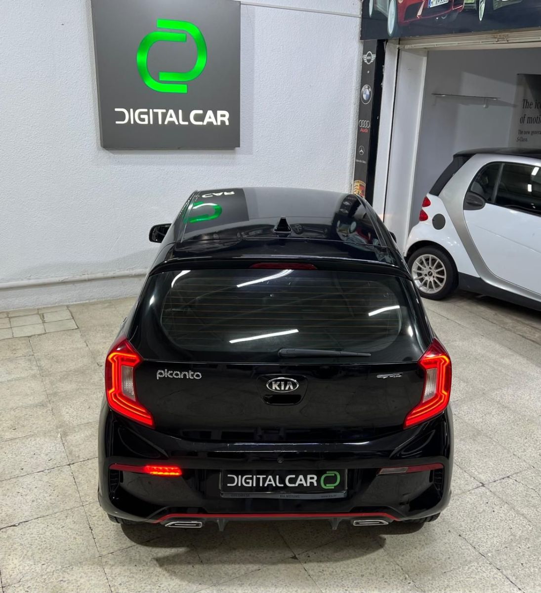 KIA Picanto GT-Line à Tunis - Photo 12