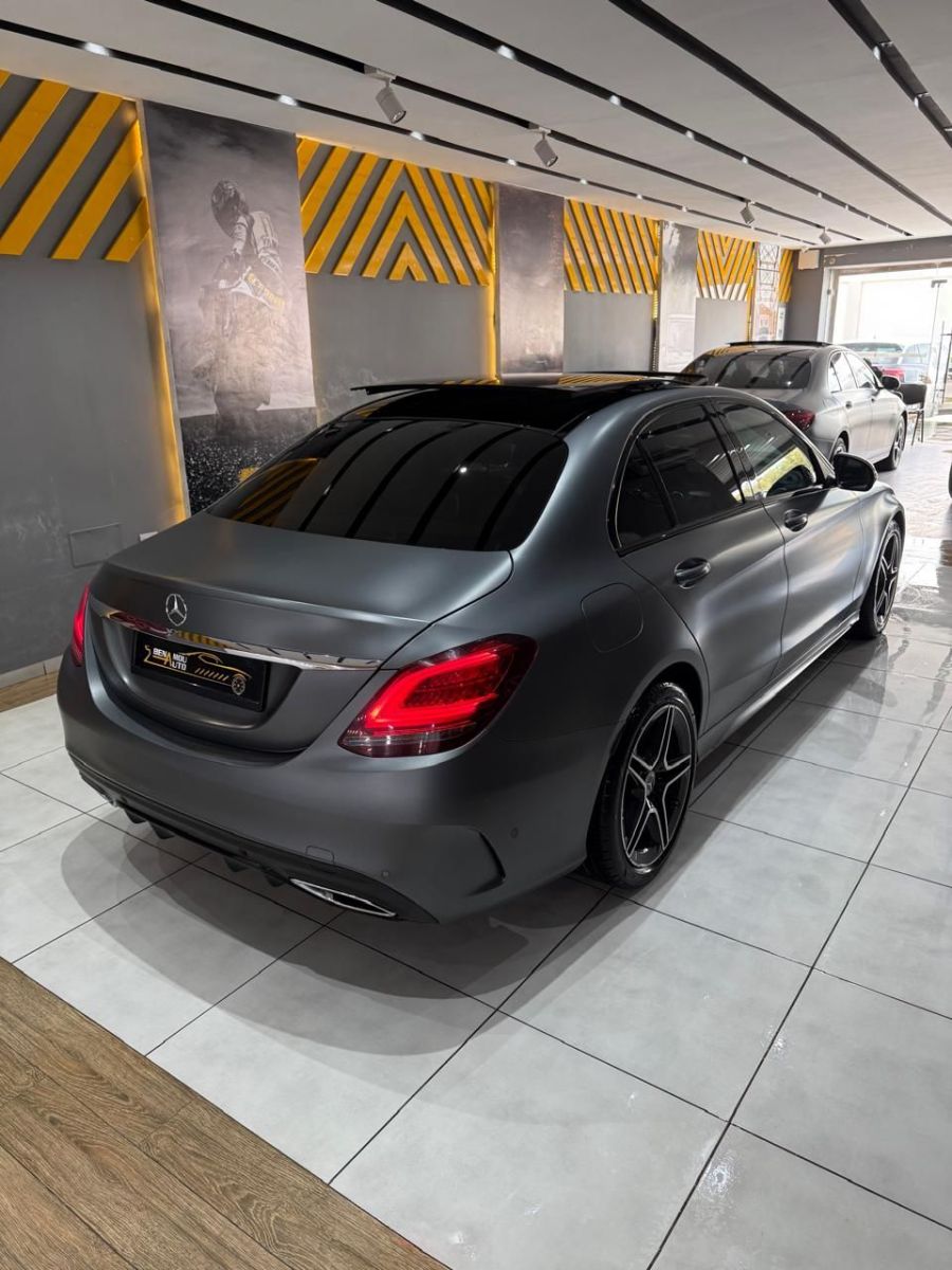 Mercedes-Benz Classe C AMG + à Sfax - Photo 5