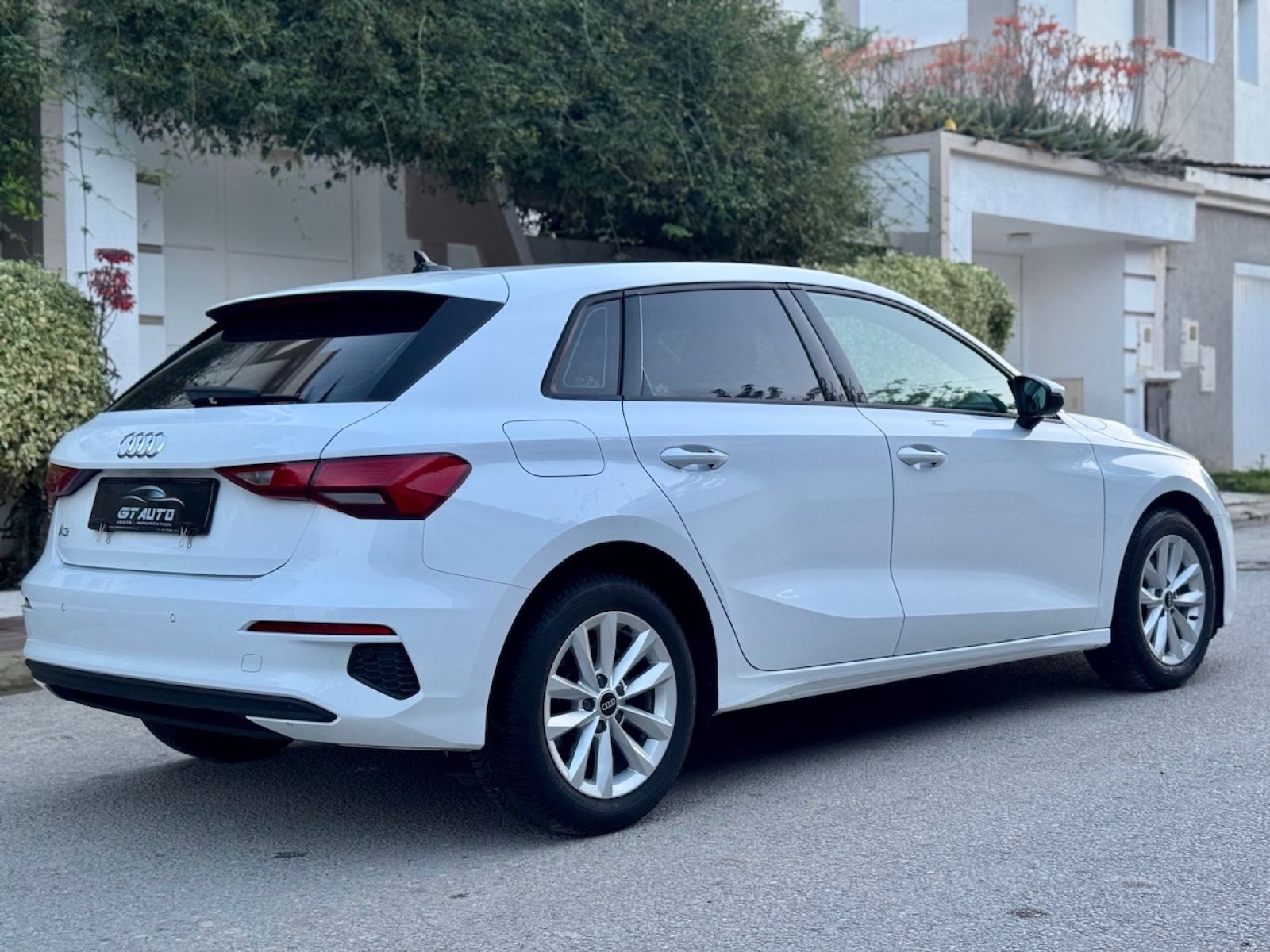 Audi A3 Sportback 1.5 à Tunis - Photo 10