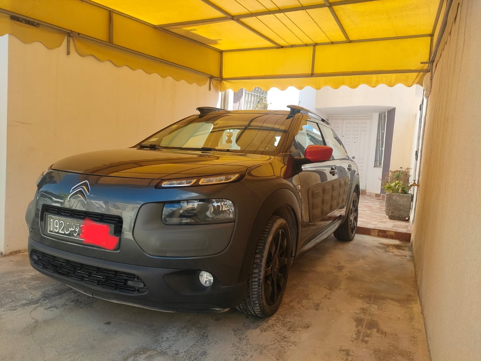  Ford fiesta titanium 50 km تسجيل أول 