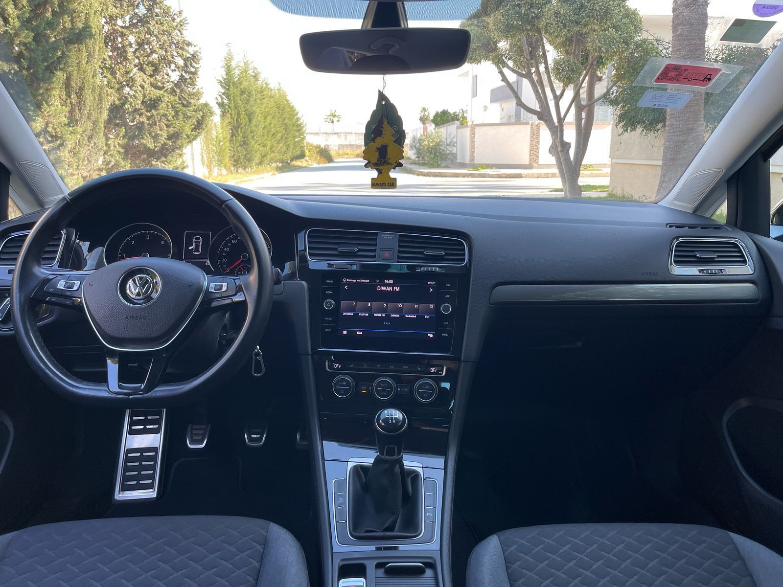 Volkswagen Golf 7 Join à Ariana - Photo 7