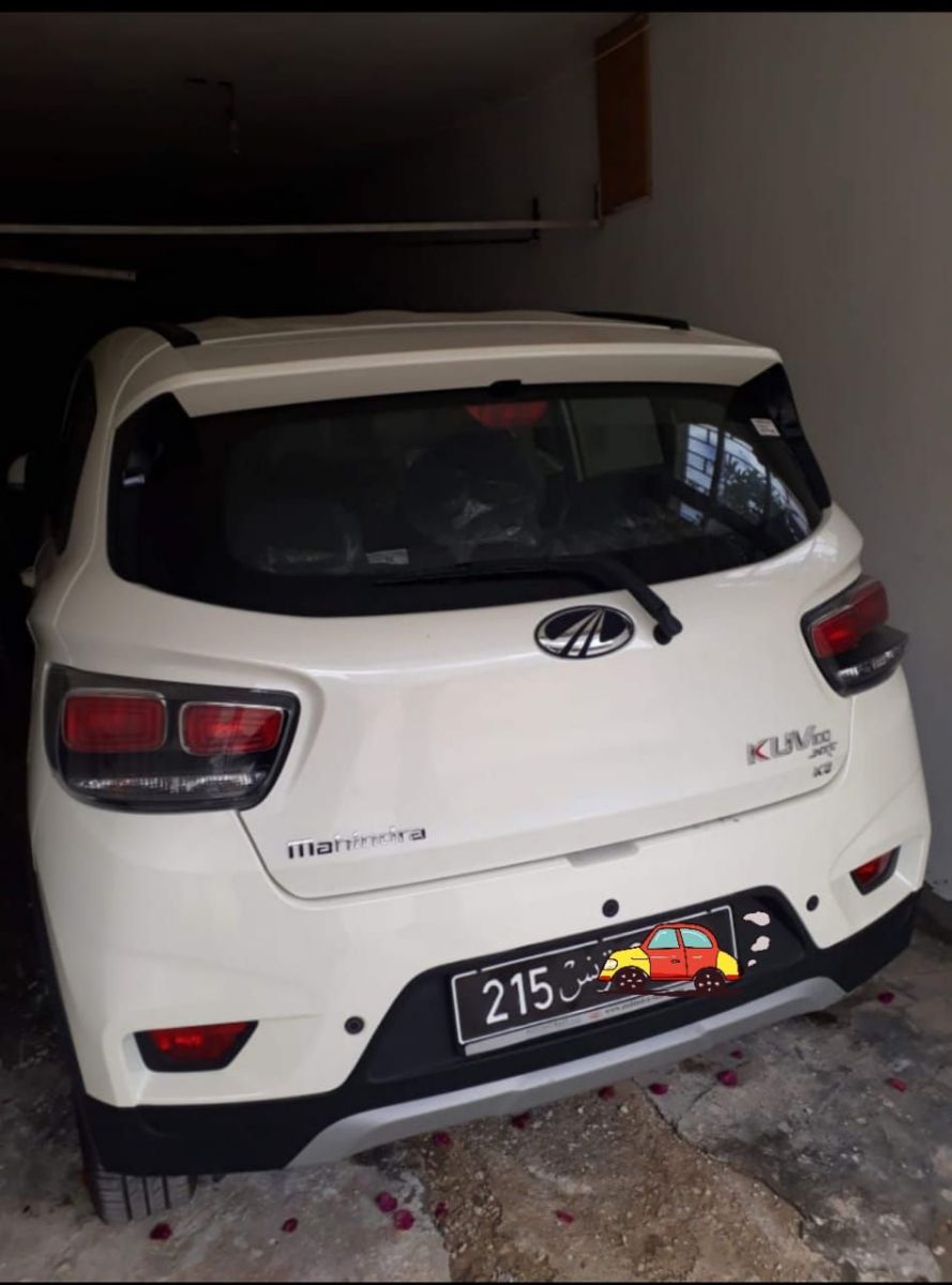 Mahindra KUV 100 K8 à Sfax - Photo 2
