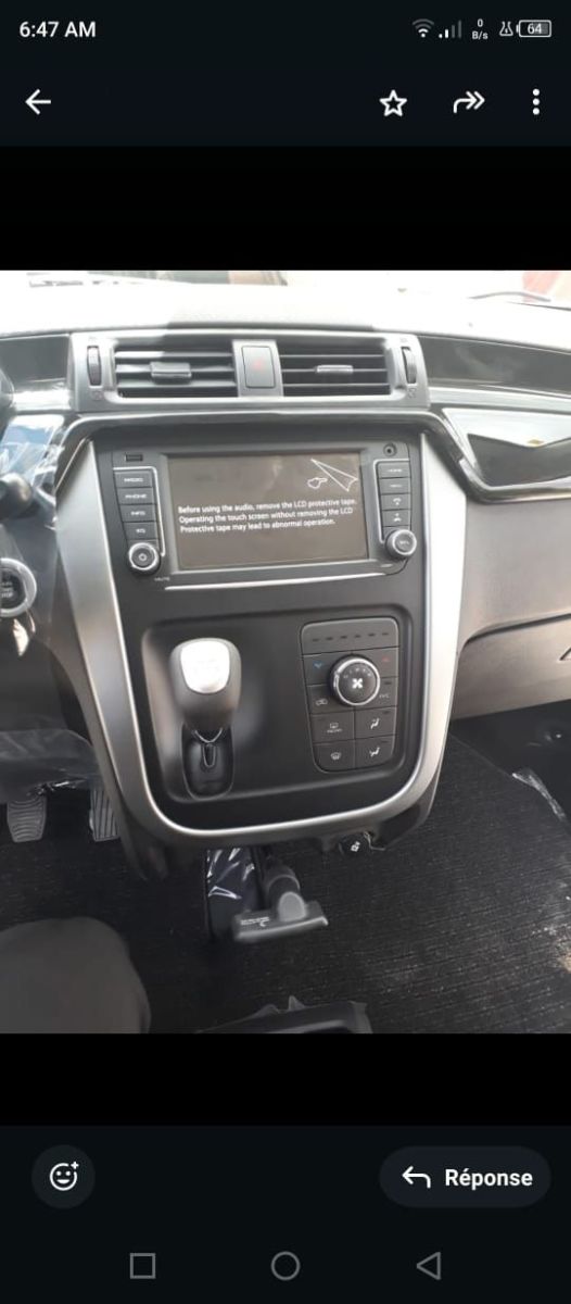 Mahindra KUV 100 K8 à Sfax - Photo 5