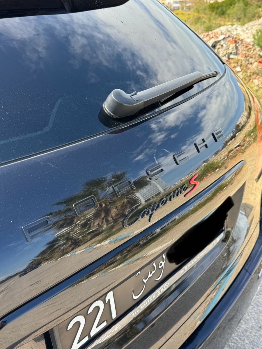 Porsche Cayenne à Ariana - Photo 3