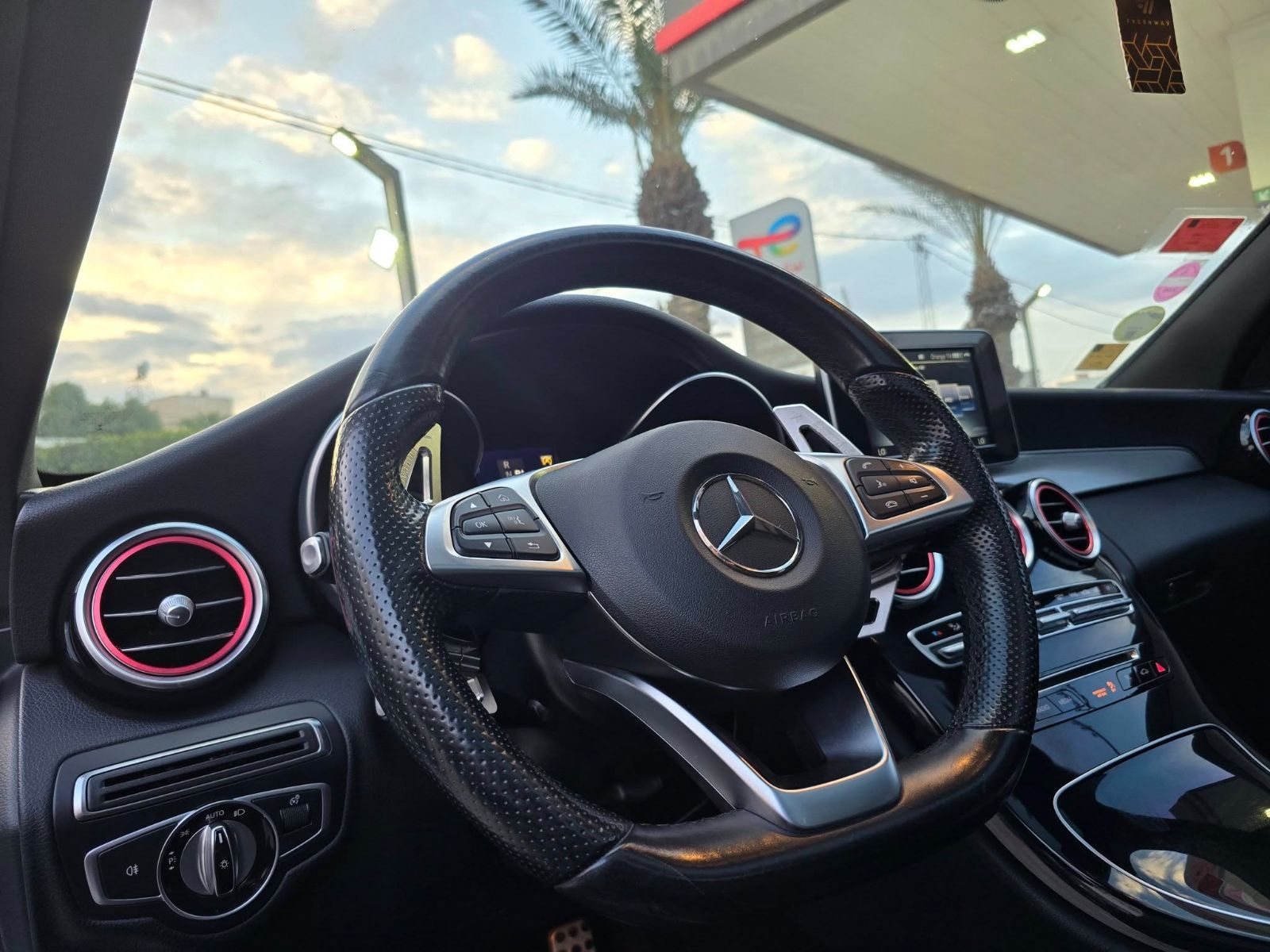 Mercedes-Benz Classe C à Ben Arous - Photo 7