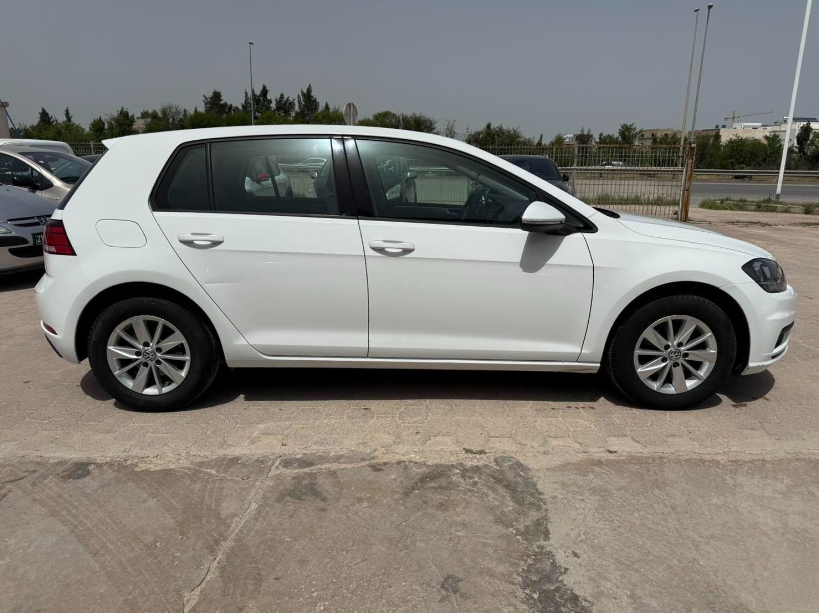 Volkswagen Golf 7 Join à Ariana - Photo 4