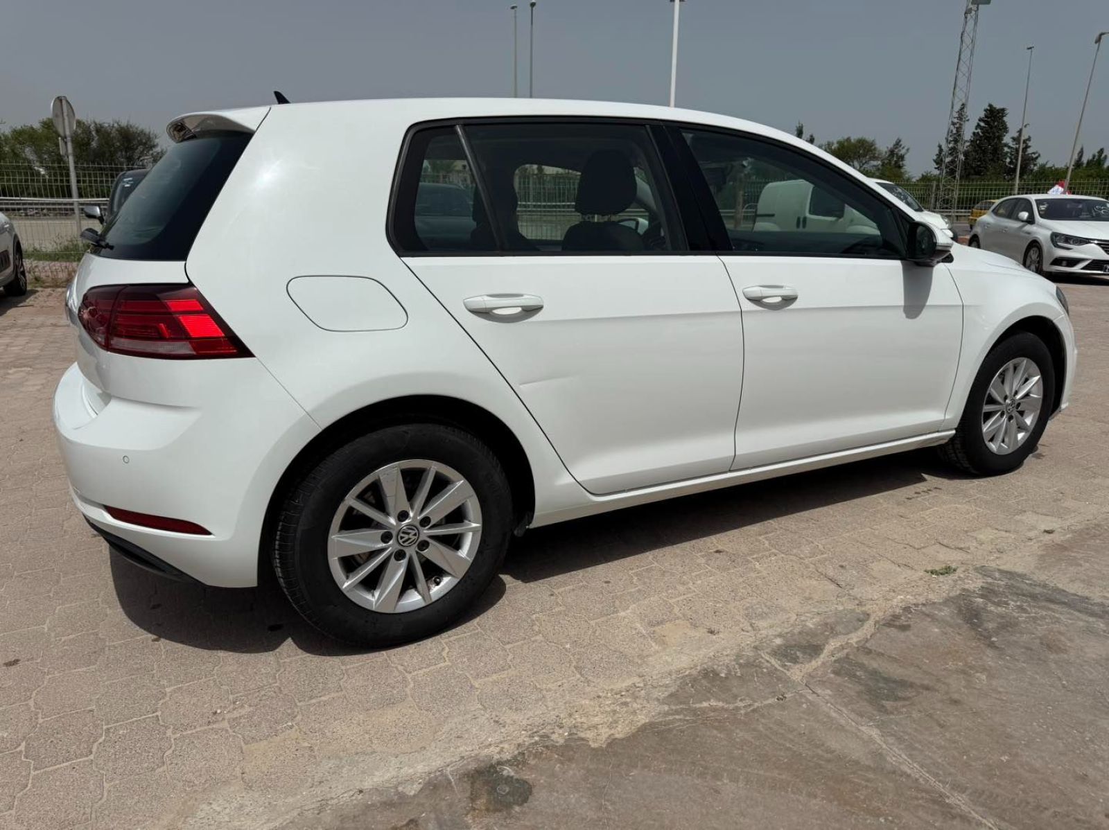 Volkswagen Golf 7 Join à Ariana - Photo 5