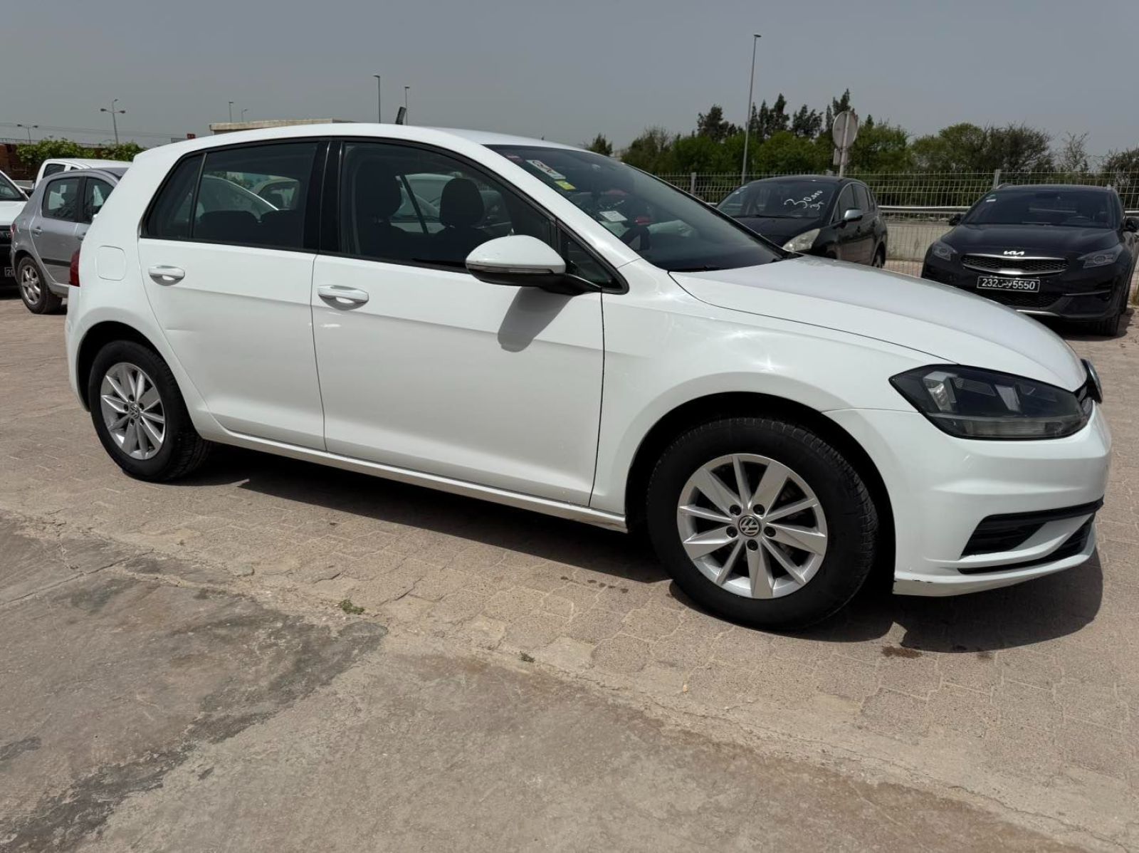 Volkswagen Golf 7 Join à Ariana - Photo 3