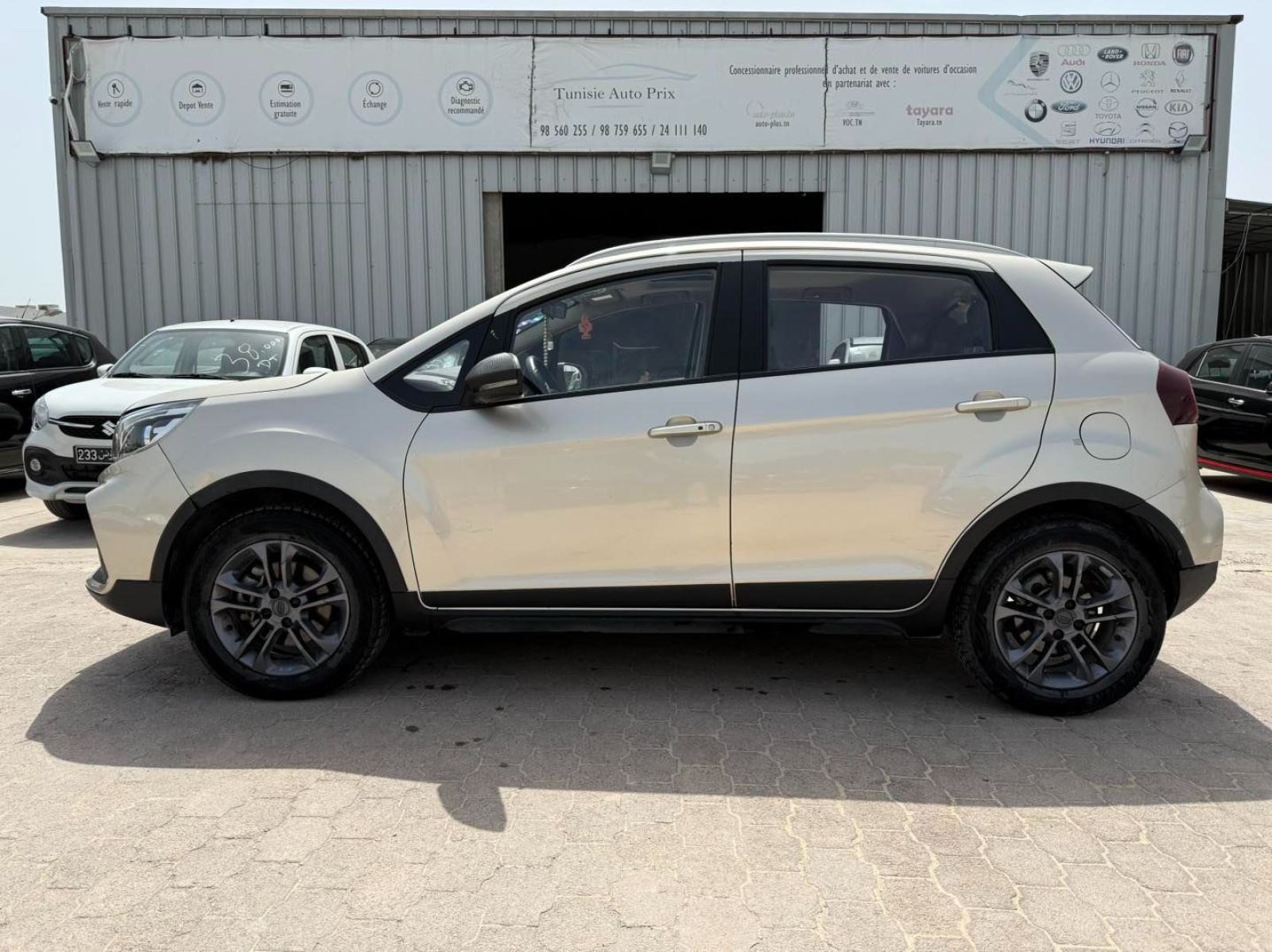 Geely GX3 à Tunis - Photo 1