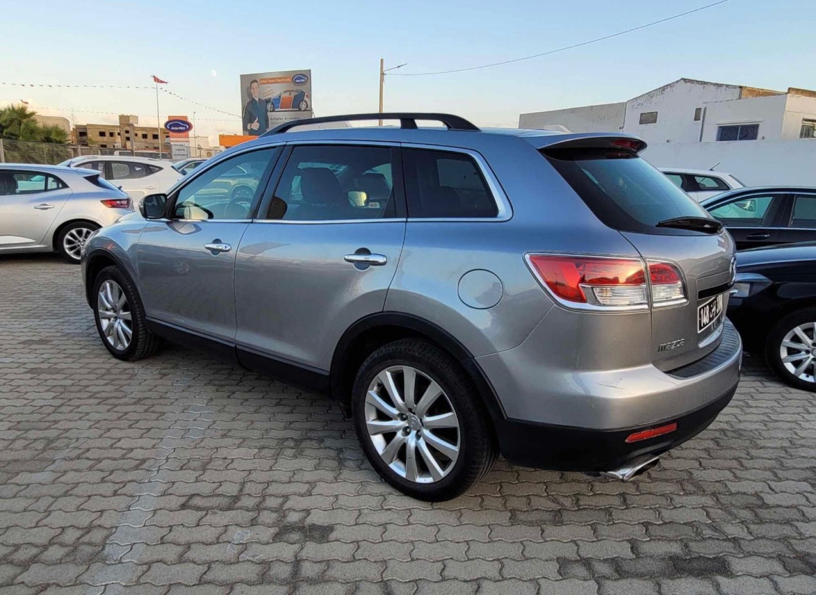  Divers Pièces et accessoires pour Peugeot 3008. TEL ;51670816. 