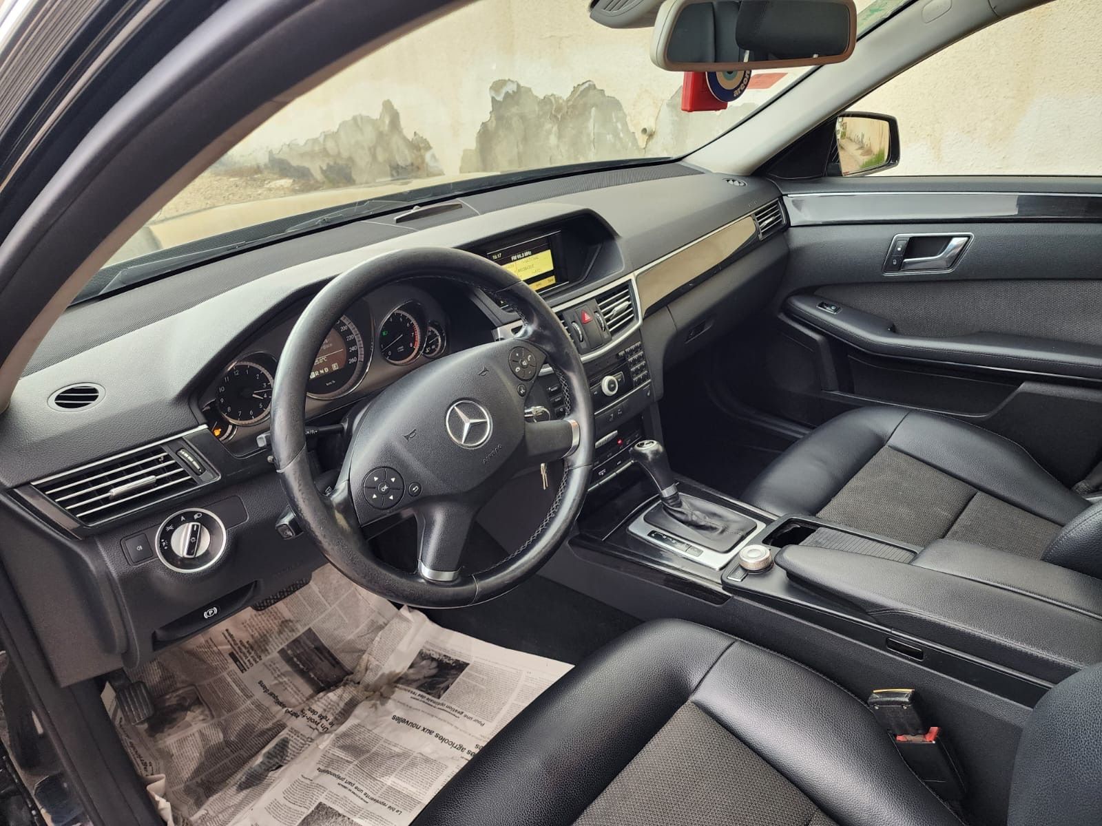 Mercedes-Benz Classe E AMG à Tunis - Photo 4