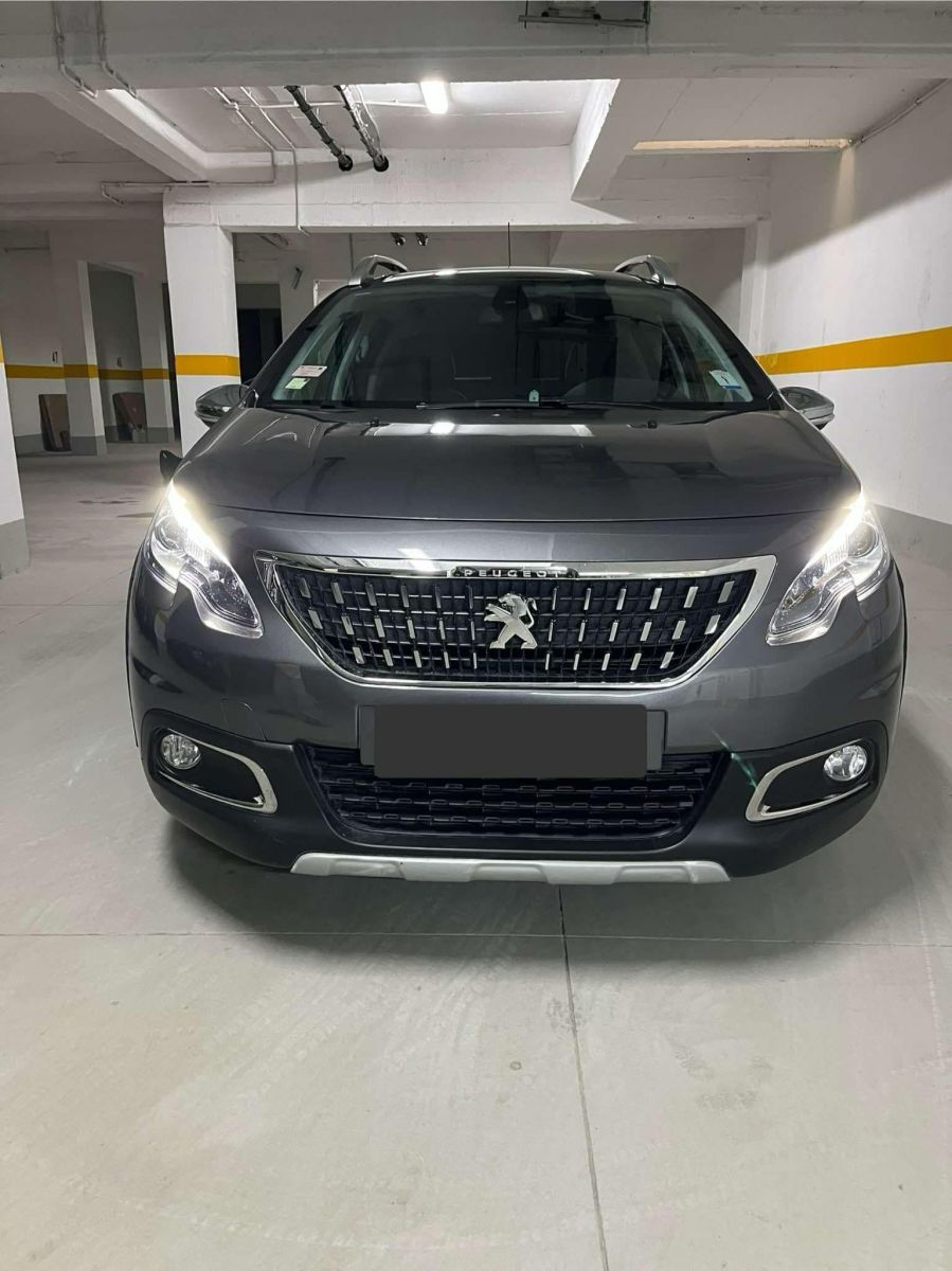 Peugeot 2008 Active PM + Toit à Tunis - Photo 5