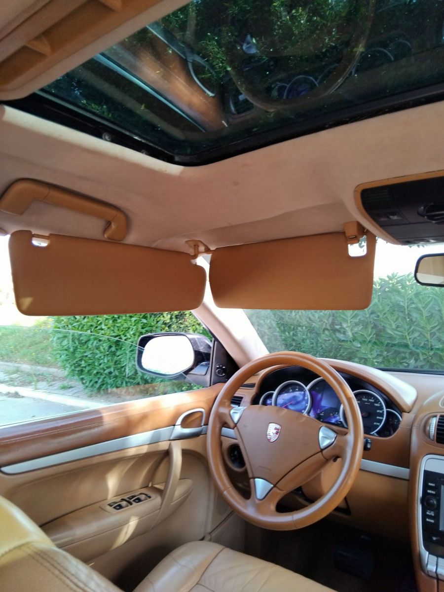 Porsche Cayenne à Ben Arous - Photo 3