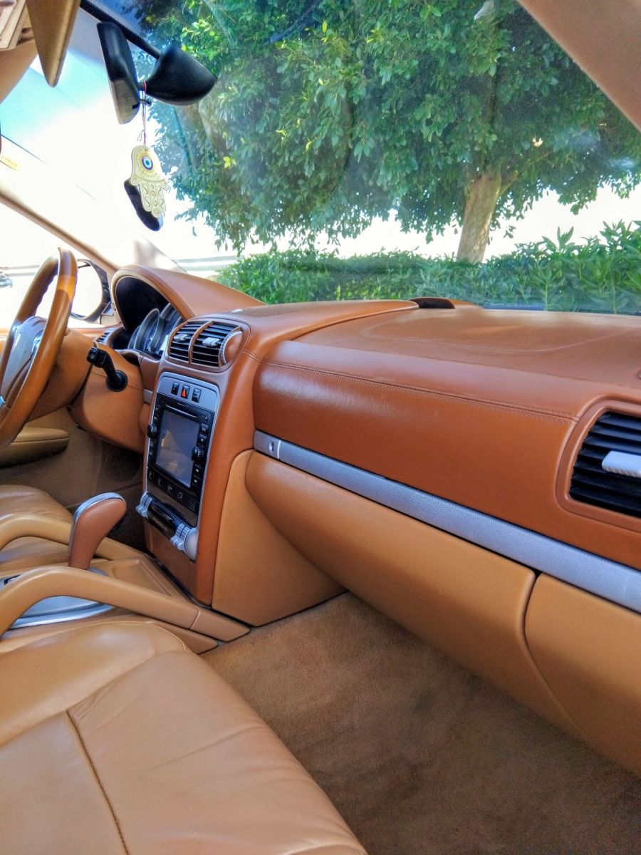 Porsche Cayenne à Ben Arous - Photo 4