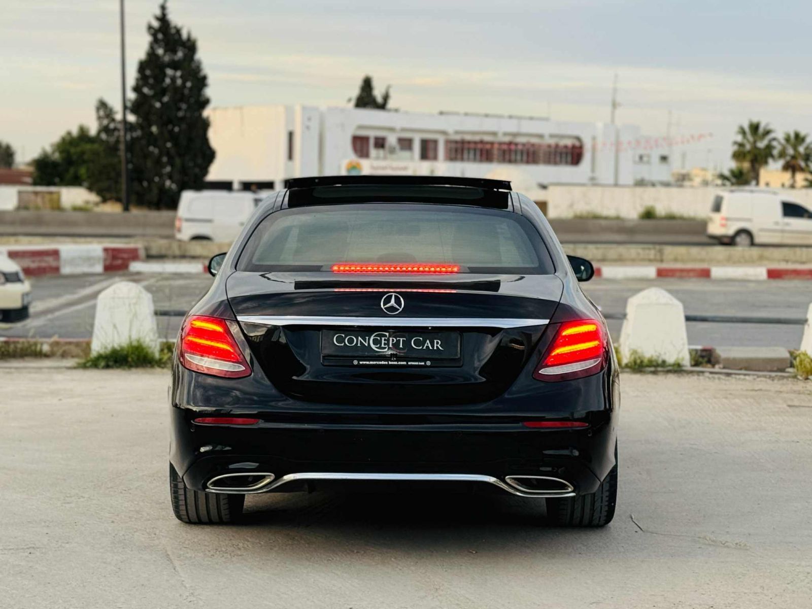 Mercedes-Benz Classe E Business à Nabeul - Photo 11