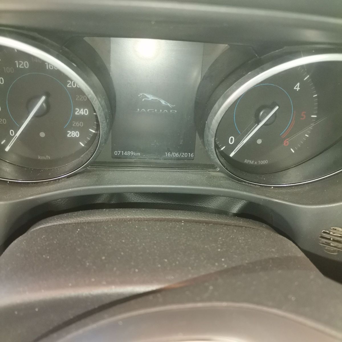 Jaguar F-Pace R-Dynamic S à Tunis - Photo 3
