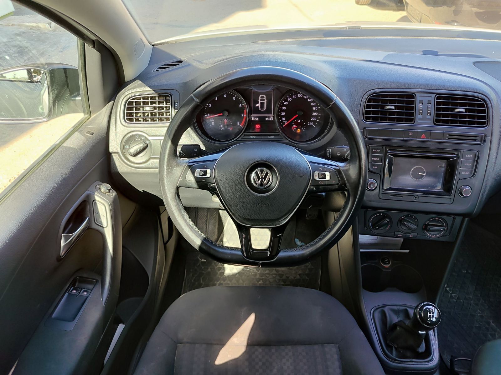 Volkswagen Polo Trendline à sousse - Photo 8