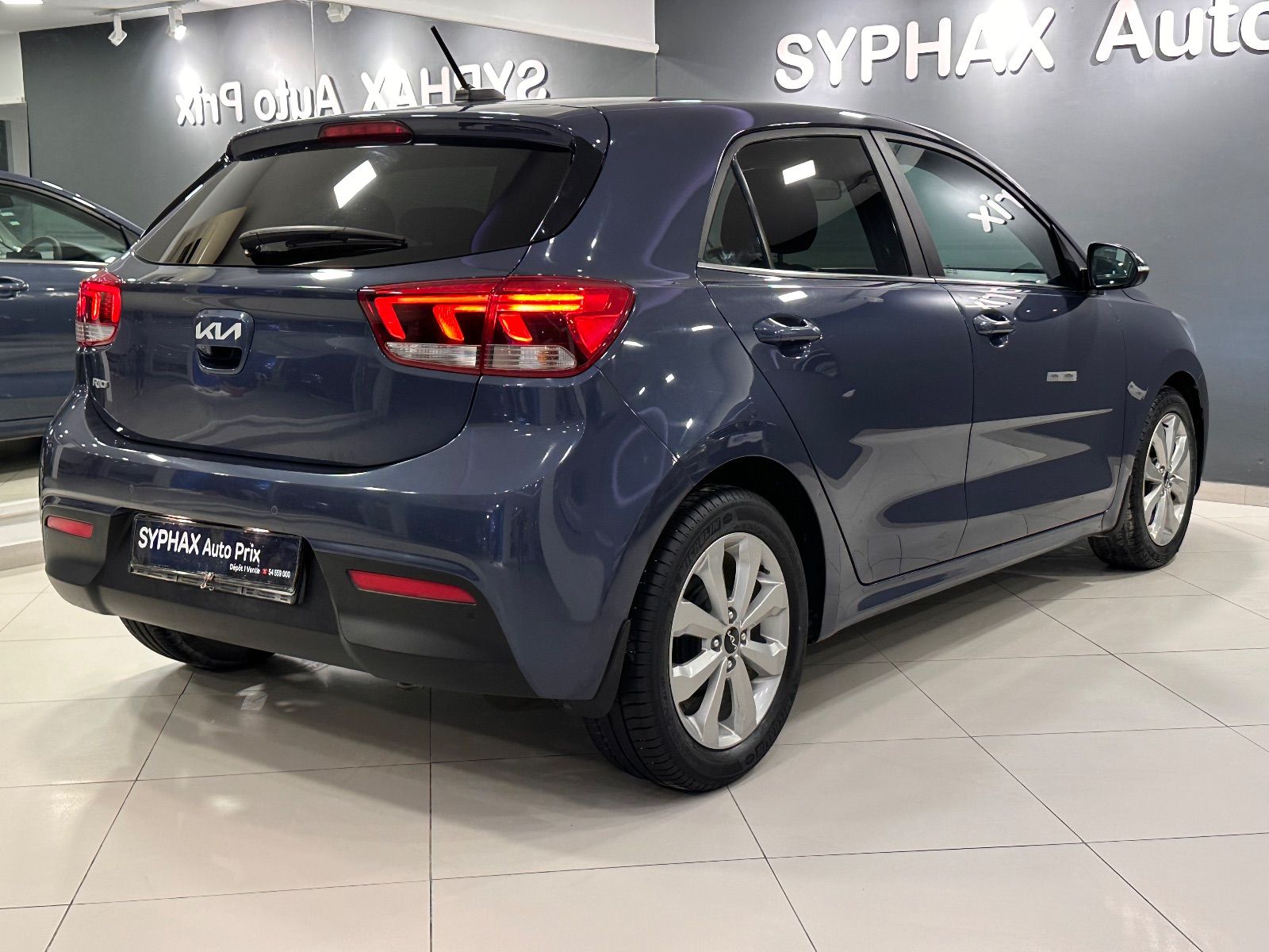 KIA Rio 5p GT-Line à Ariana - Photo 2