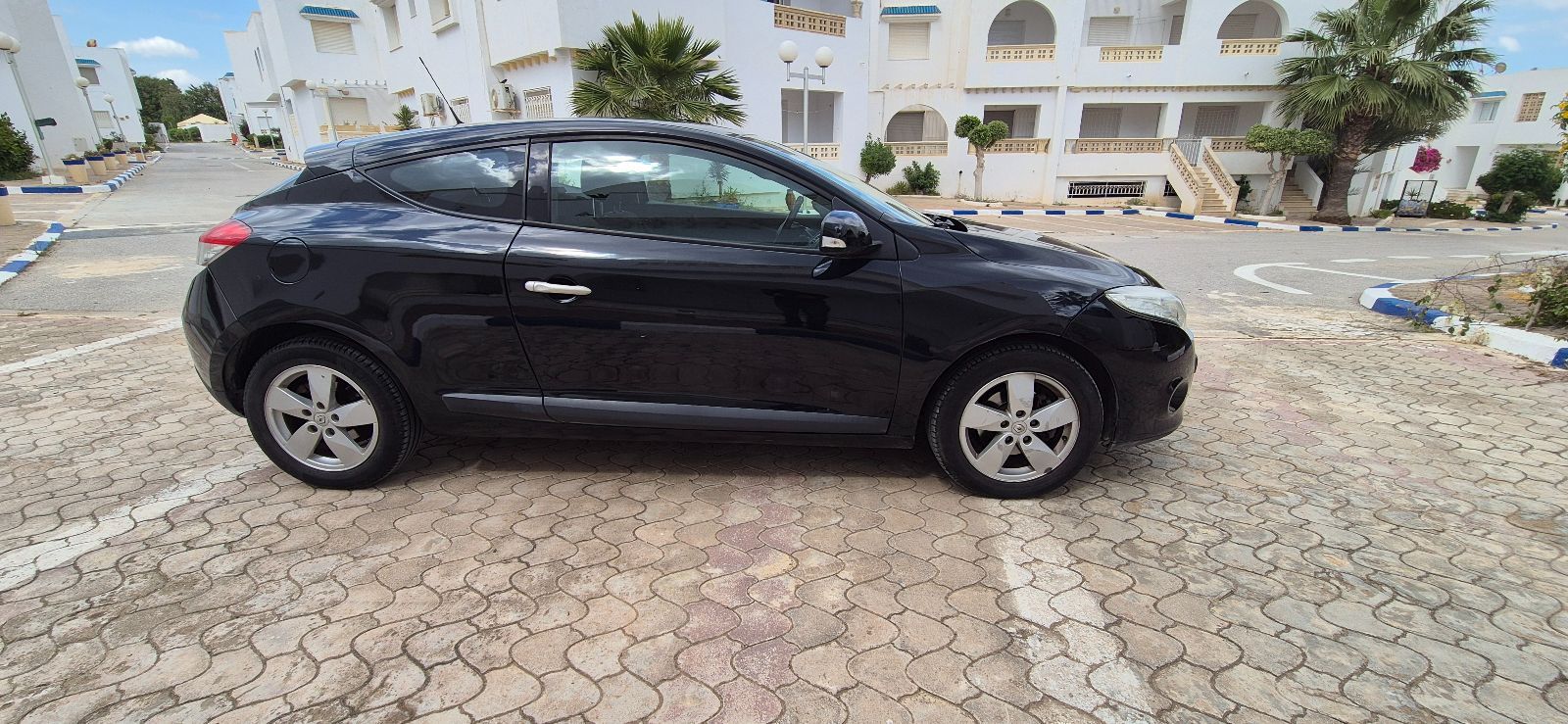 Renault Megane à Ariana - Photo 2